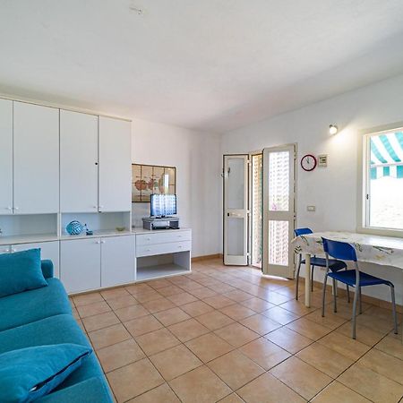 Appartamenti Vista Mare - Goelba カポリーヴェリ エクステリア 写真
