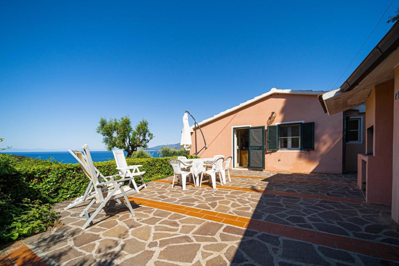 Appartamenti Vista Mare - Goelba カポリーヴェリ エクステリア 写真