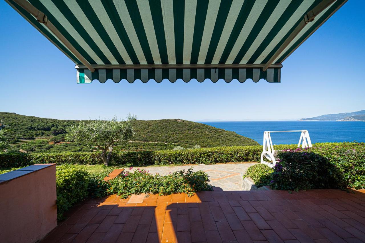 Appartamenti Vista Mare - Goelba カポリーヴェリ エクステリア 写真
