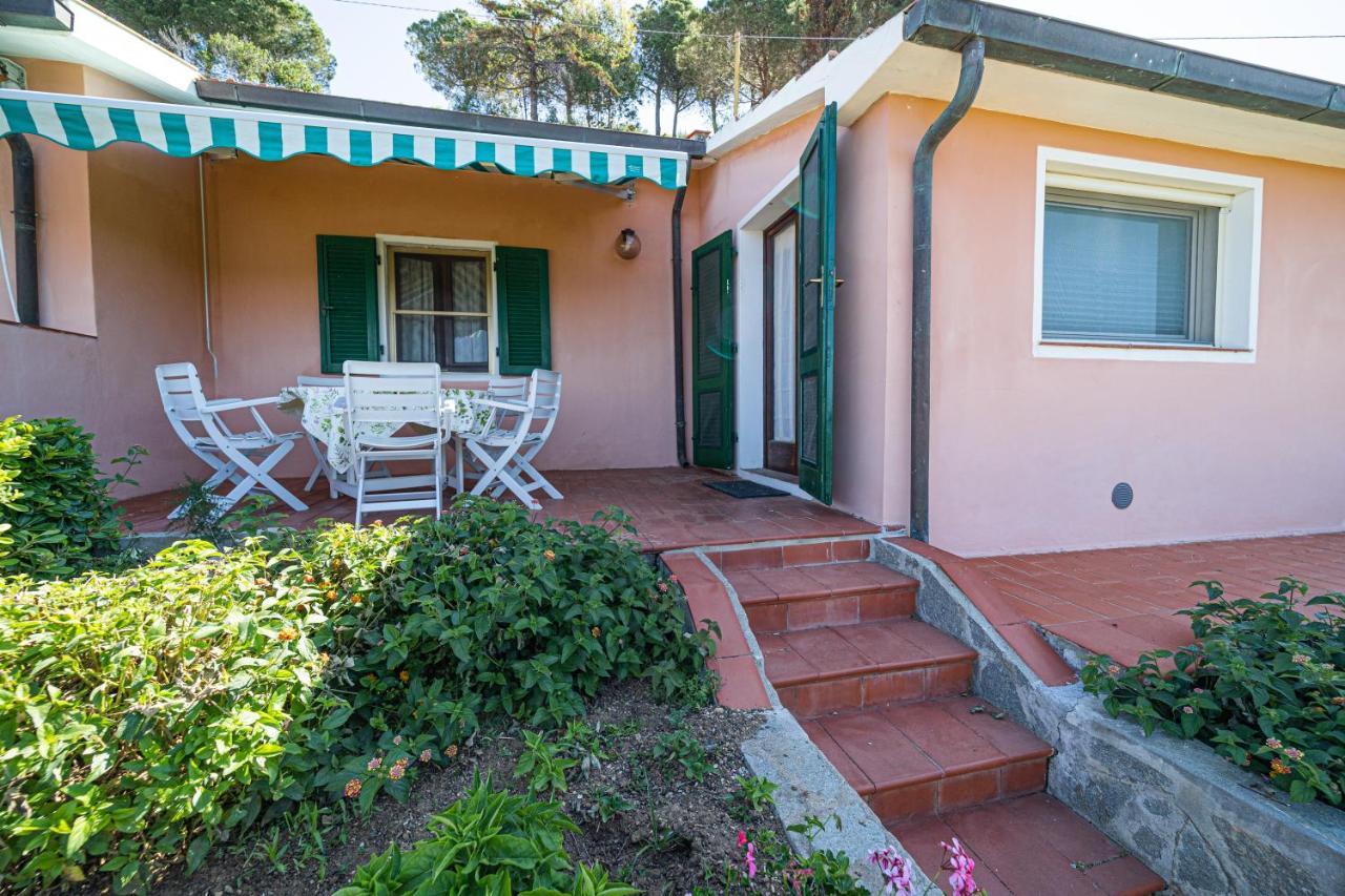 Appartamenti Vista Mare - Goelba カポリーヴェリ エクステリア 写真